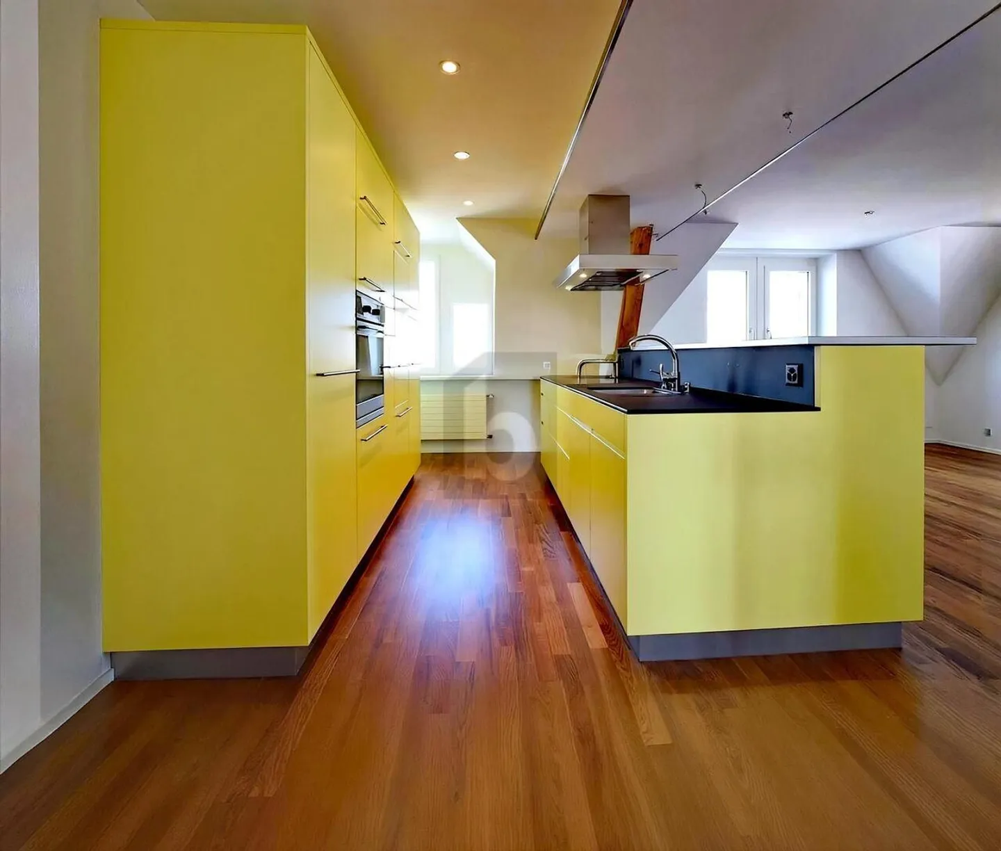 Stilvolle Wohnung mit Aussicht - Foto 2 von 6