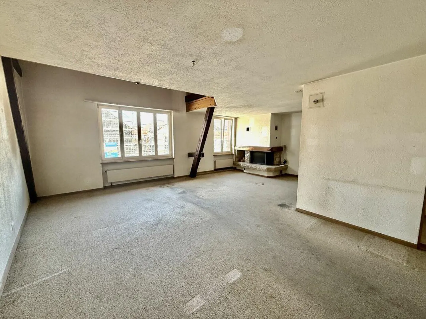 Mehrfamilienhaus mit Gastronomieanteil an zentraler Lage - Foto 4 von 11