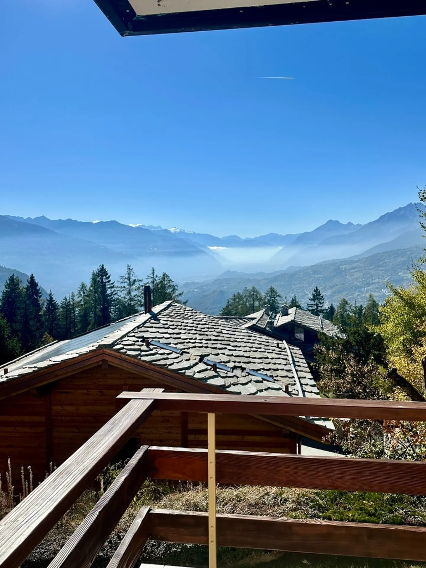 2,5 Stanze con una vista mozzafiato - Piscina interna - Foto 16 di 16