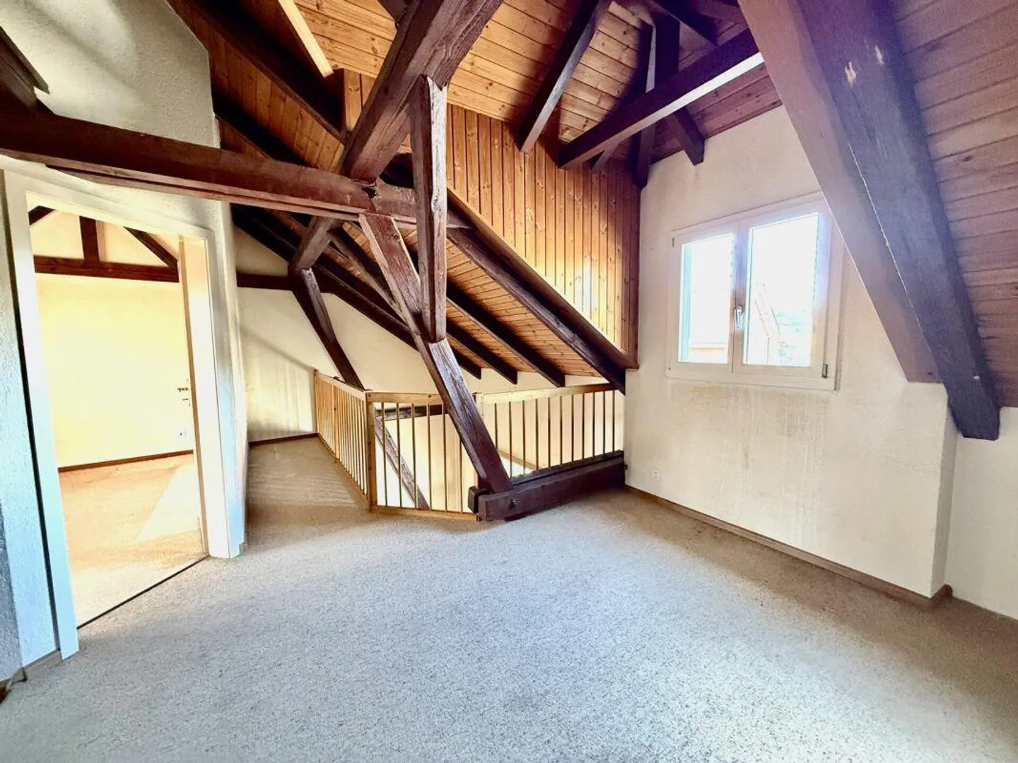 Mehrfamilienhaus mit Gastronomieanteil an zentraler Lage - Foto 7 von 11