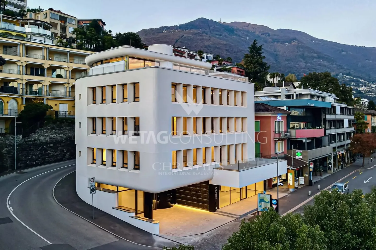 Lussuoso attico duplex di 5,5 stanze con vista sul Lago Maggiore ad Ascona in vendita - Foto 11 di 11