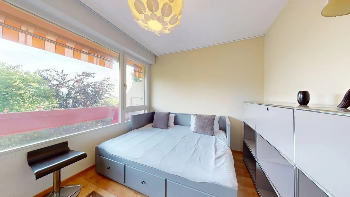 Appartamento in affitto - Foto 3 di 16