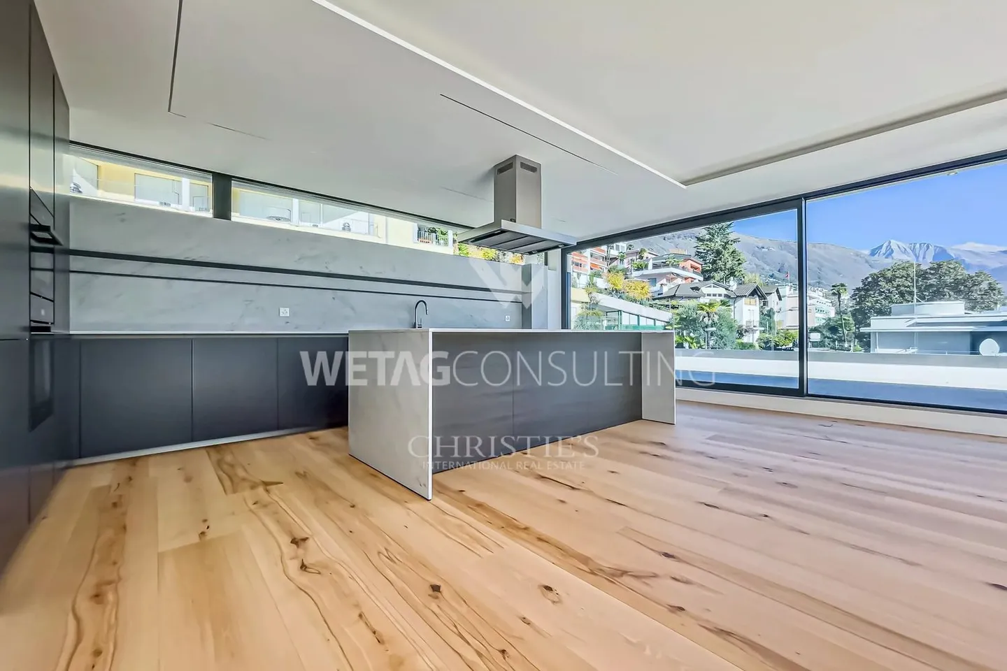 Lussuoso attico duplex di 5,5 stanze con vista sul Lago Maggiore ad Ascona in vendita - Foto 7 di 11