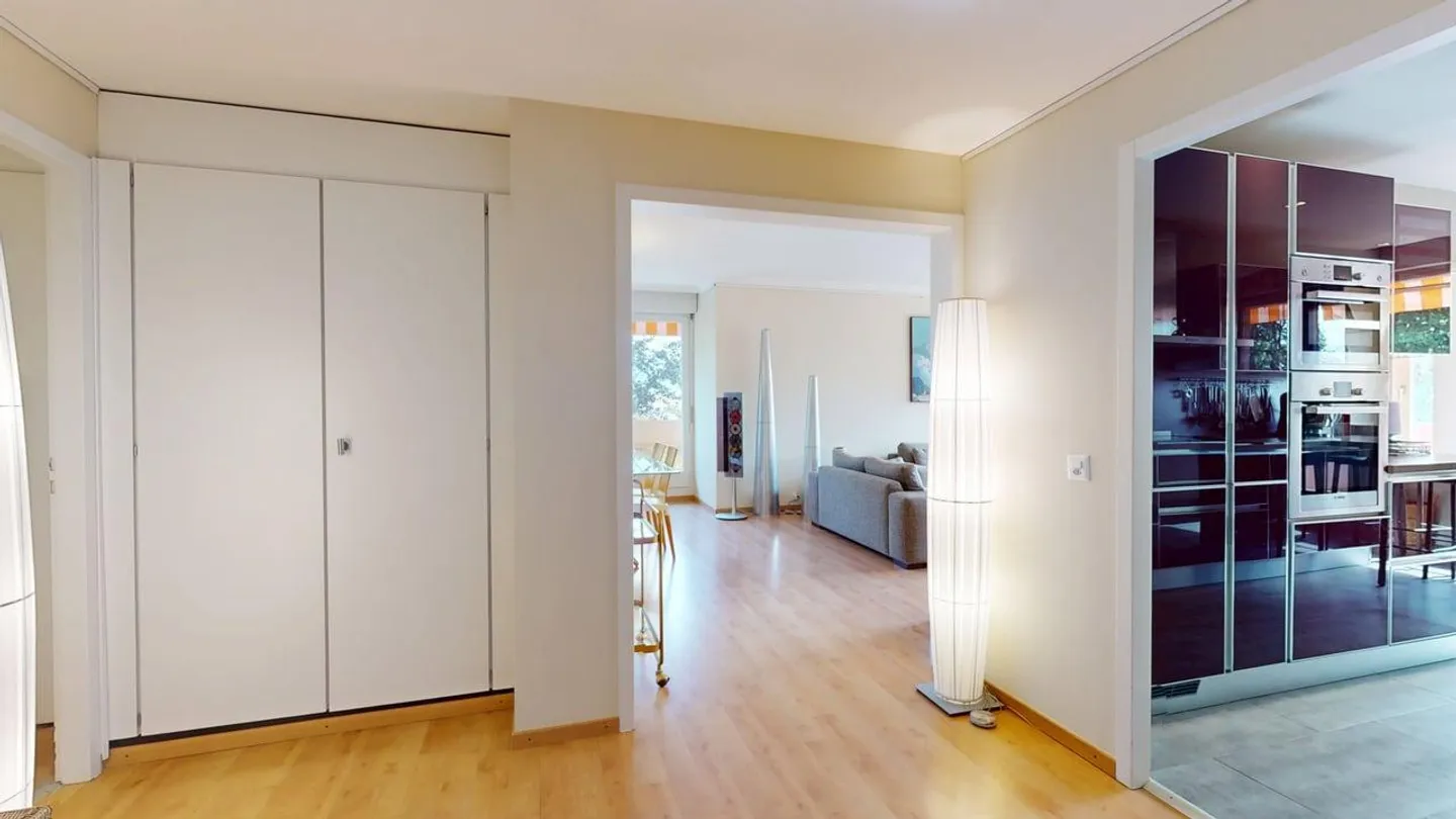 Appartamento in affitto - Foto 8 di 16