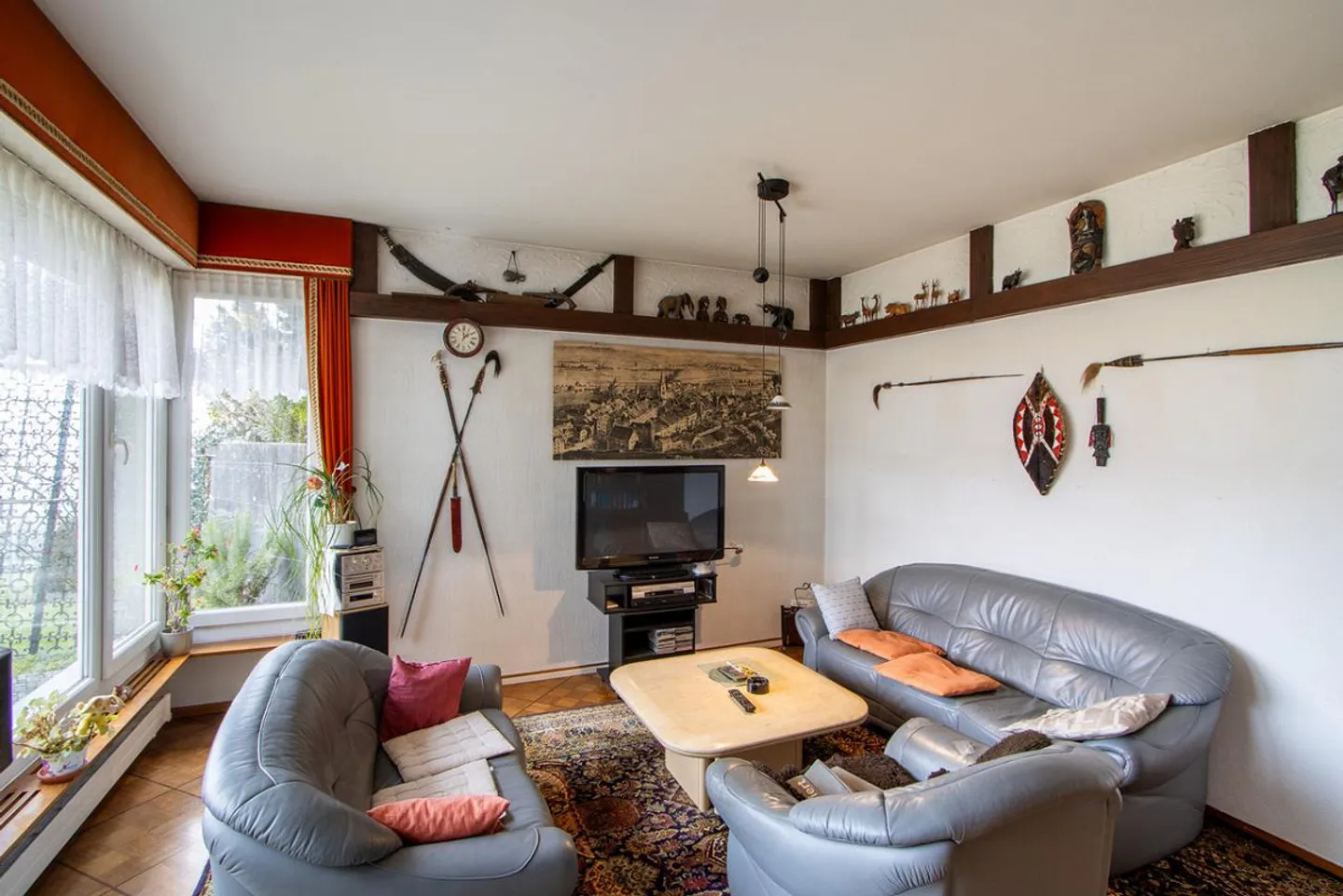 4.5-room terraced house with lake view and great potential - Photo 4 of 18