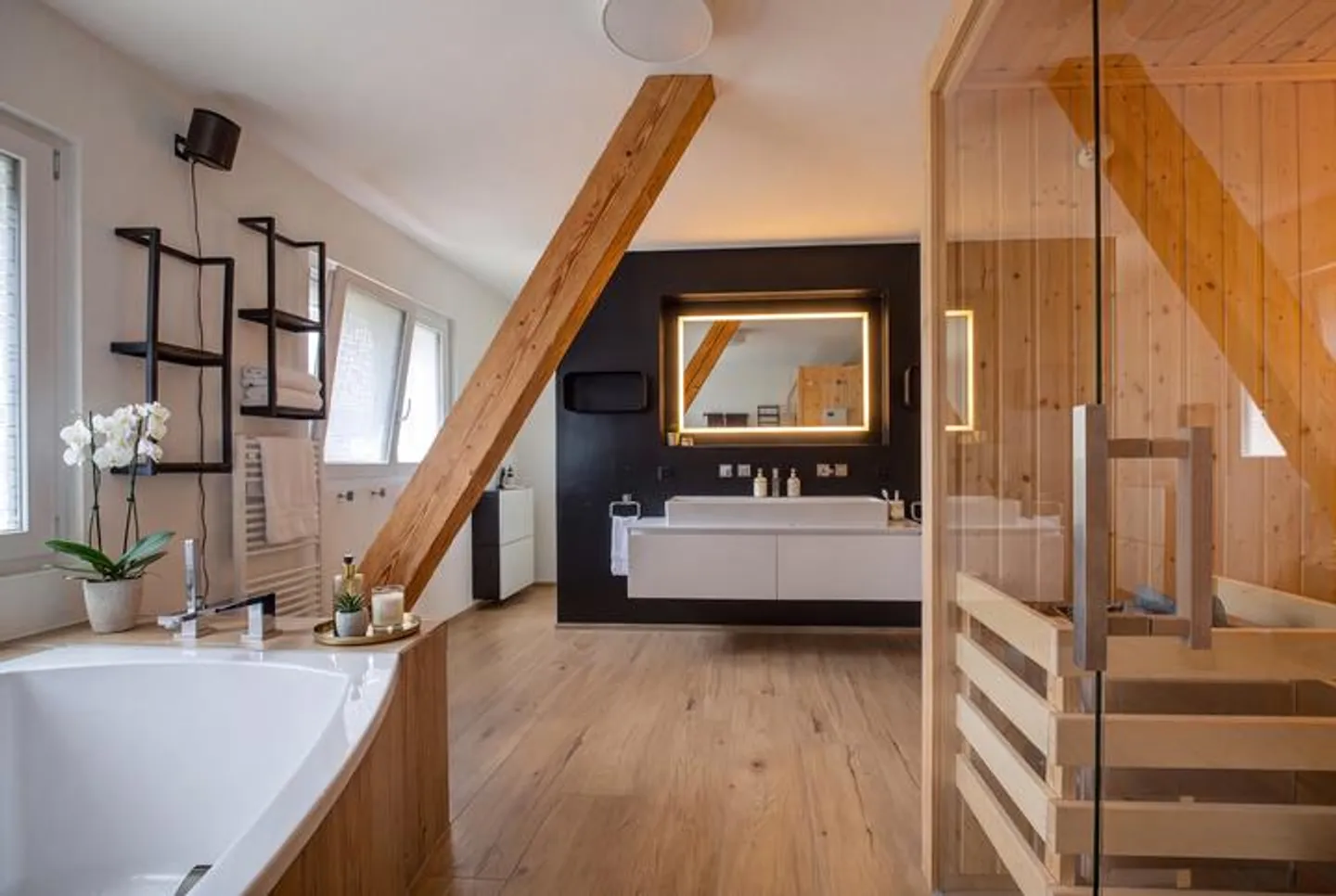 Stylish 6.5 Room Double Family House with Modern Expansion - Photo 4 of 8