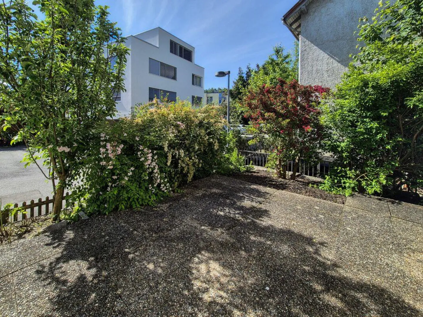 Charmante Gartenwohnung mit Terrasse - Foto 8 von 9