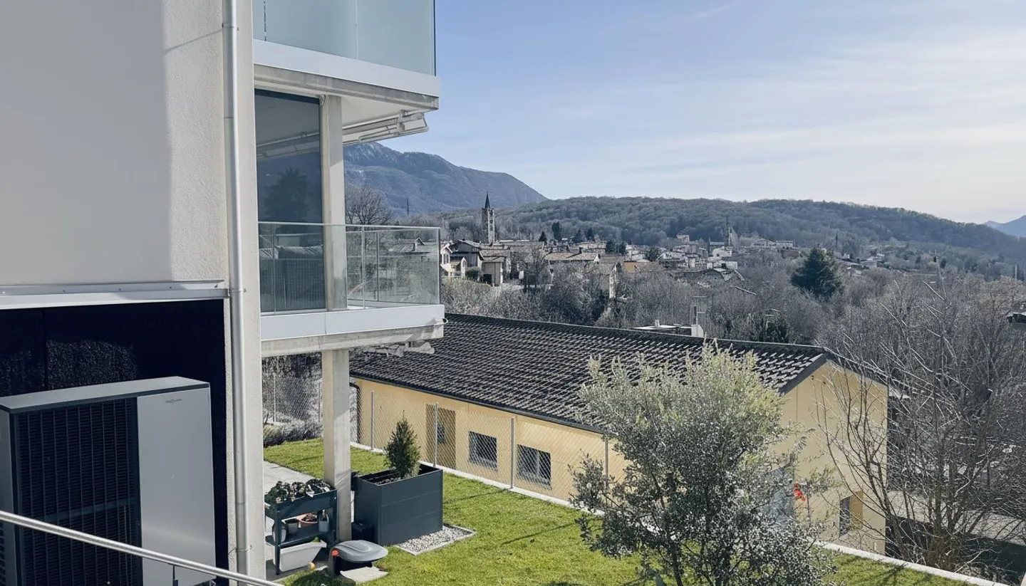 Exklusiv und geräumig 4.5 Zimmer mit Garten in Capriasca - Foto 1 von 8