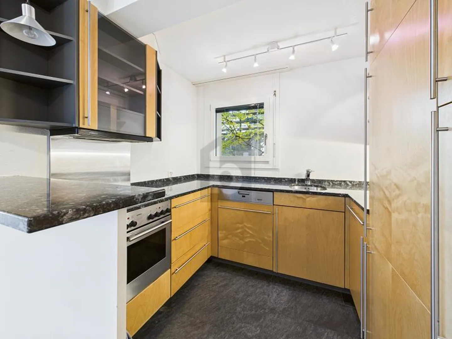 Appartement à vendre - Photo 2 sur 6