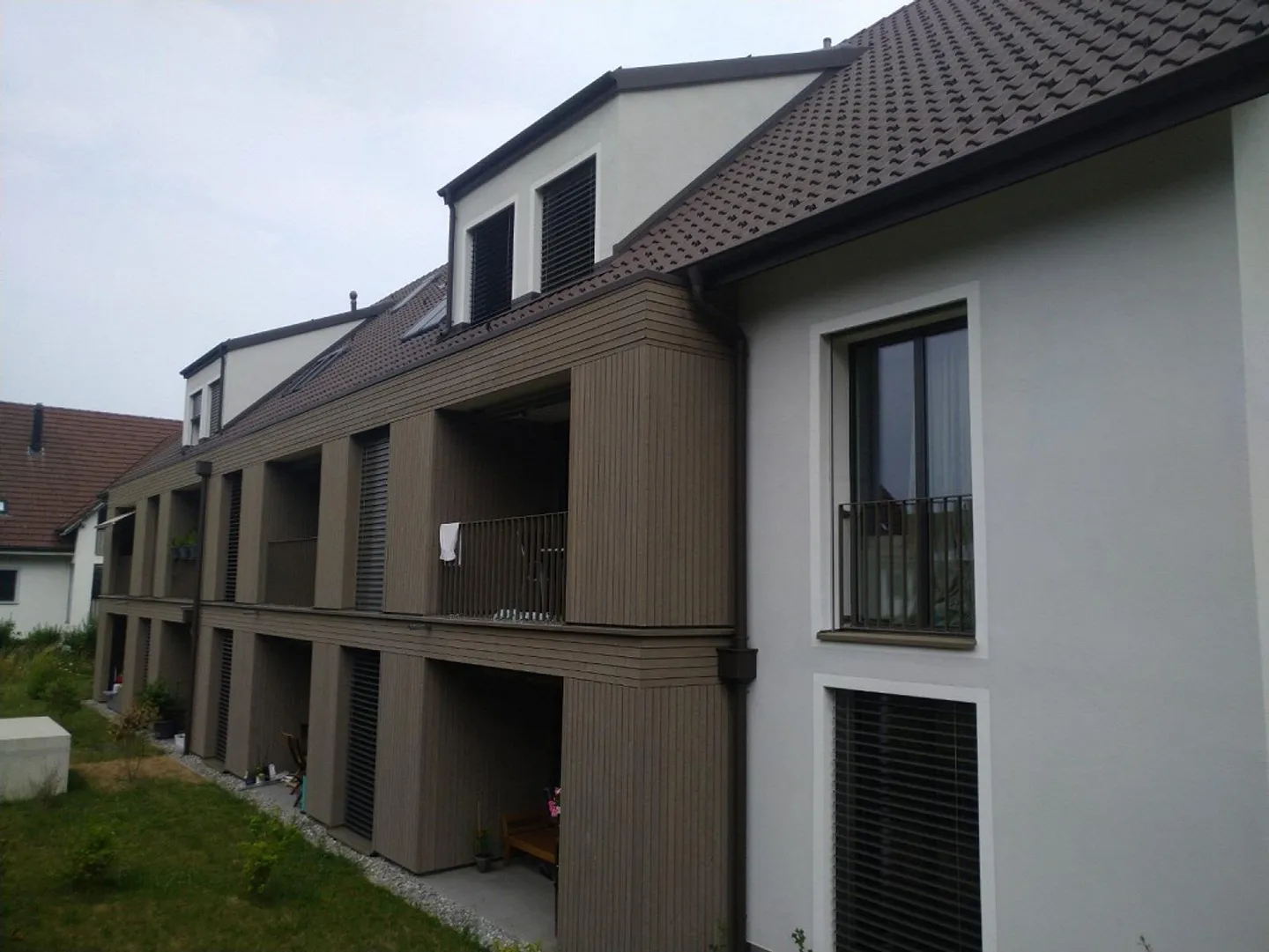 Appartamento moderno di 2,5 stanze in una posizione rurale - Foto 1 di 5