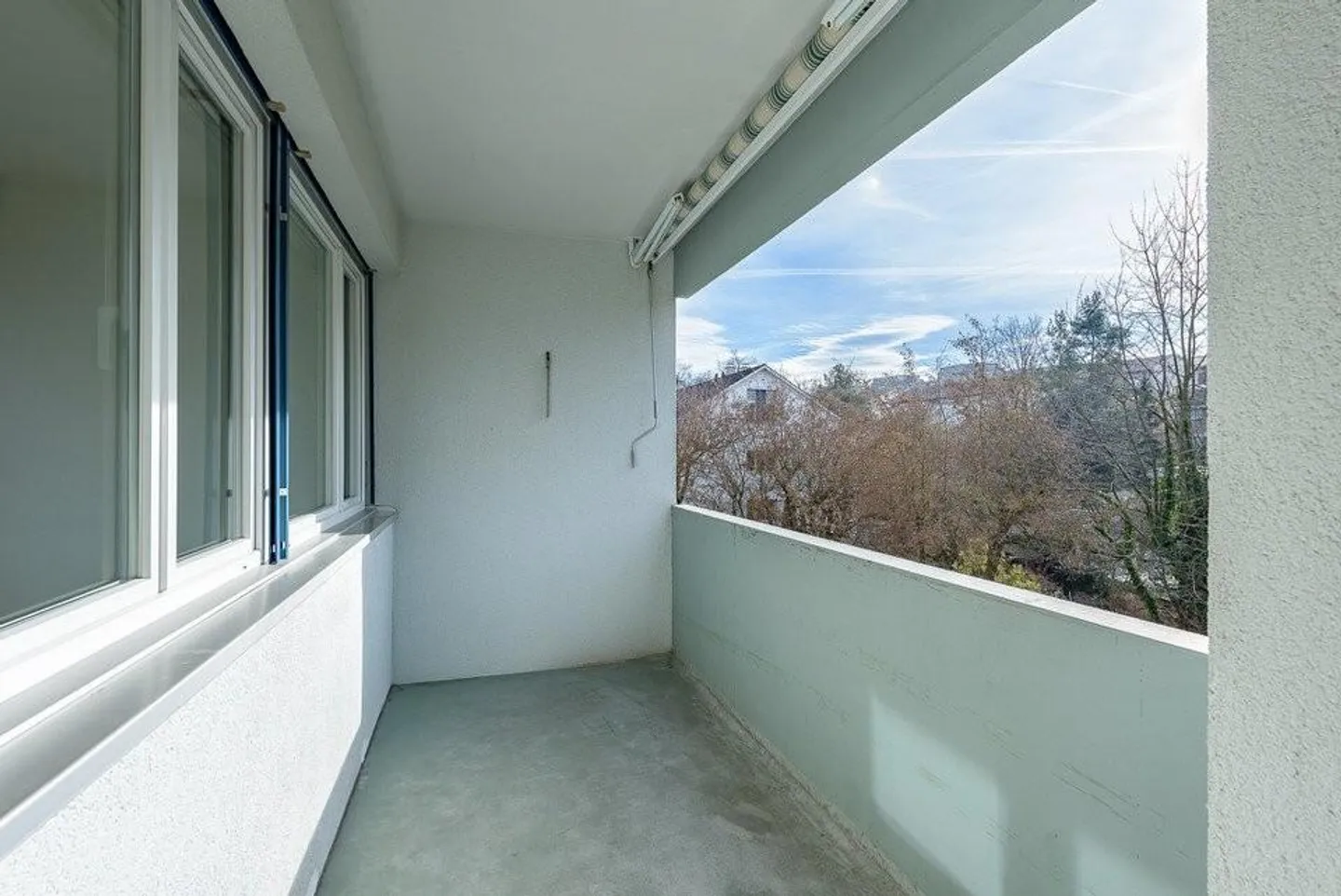 Luminoso appartamento di 2 stanze con cucina recentemente ristrutturata - Foto 5 di 6