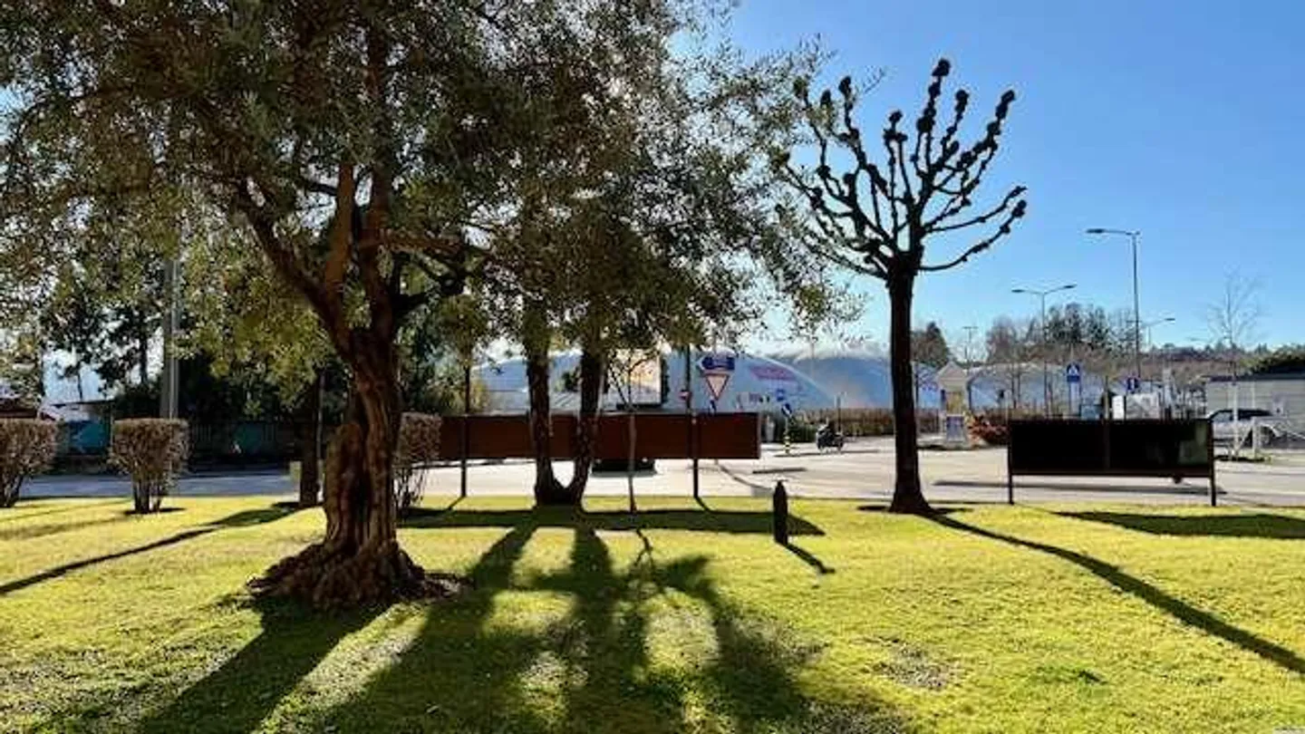 «Exklusives Roof Garden Penthouse mit Seeblick in Lugano Cassarate» - Foto 13 von 13