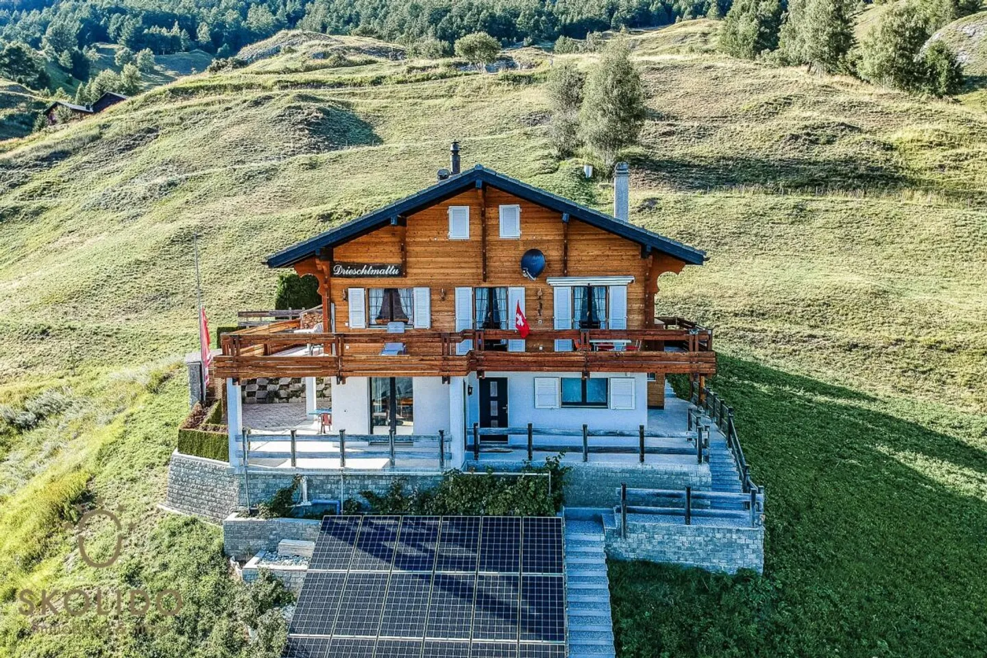 Modernisiertes Chalet mit Einliegerwohnung und Weitblick - Foto 31 von 36