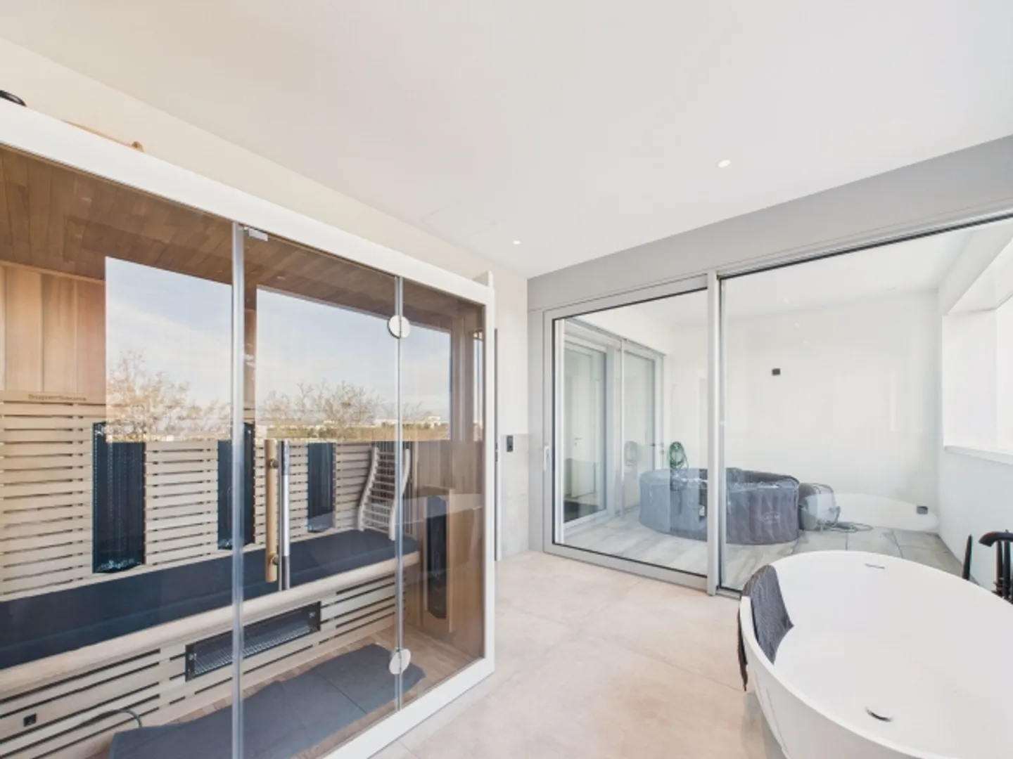 Luxuriöse Wohnung mit Seeblick - Foto 8 von 11