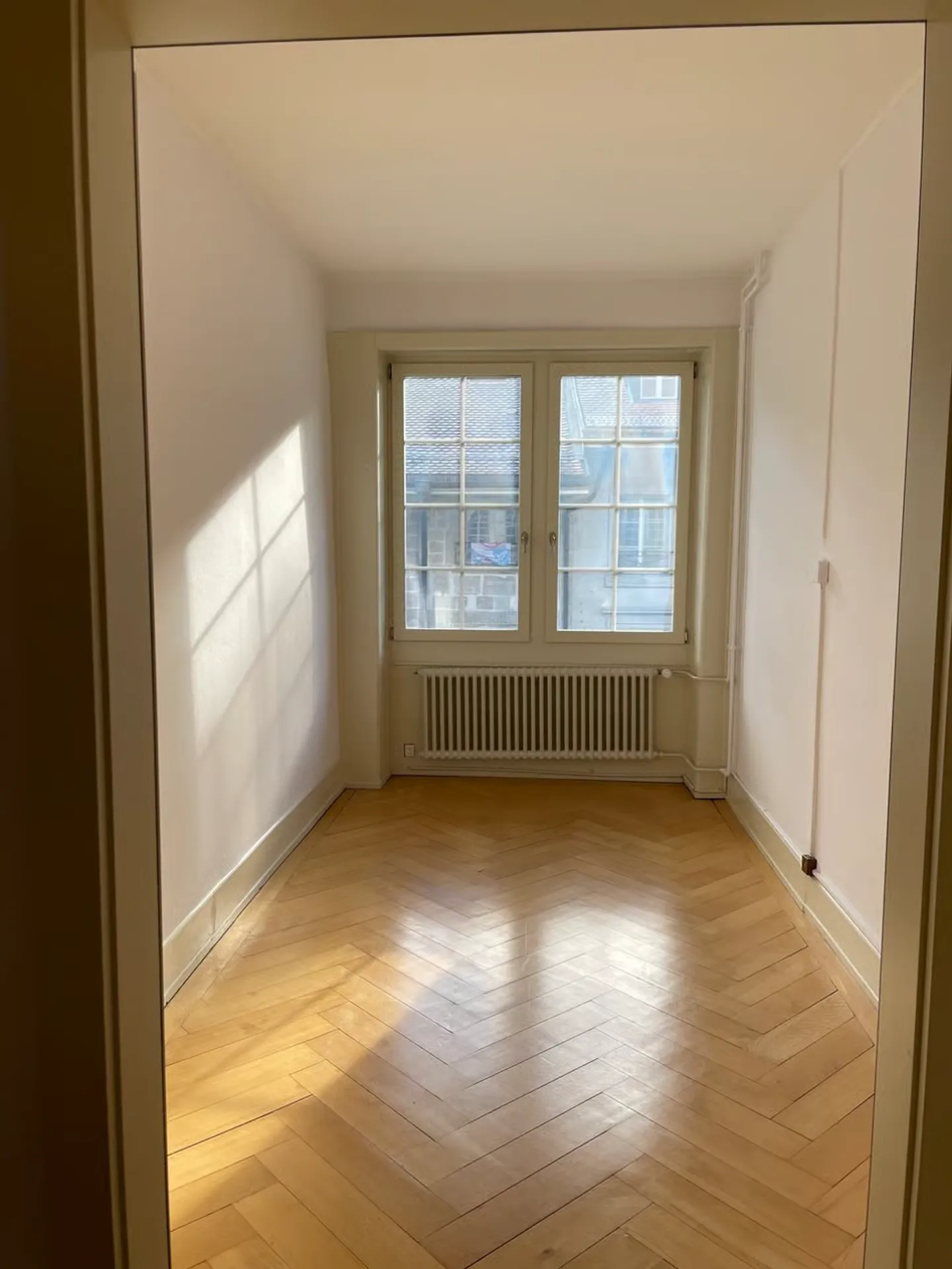 Zu vermieten - Schönes 4,5-Zimmer-Apartment in Fribourg - Foto 9 von 10