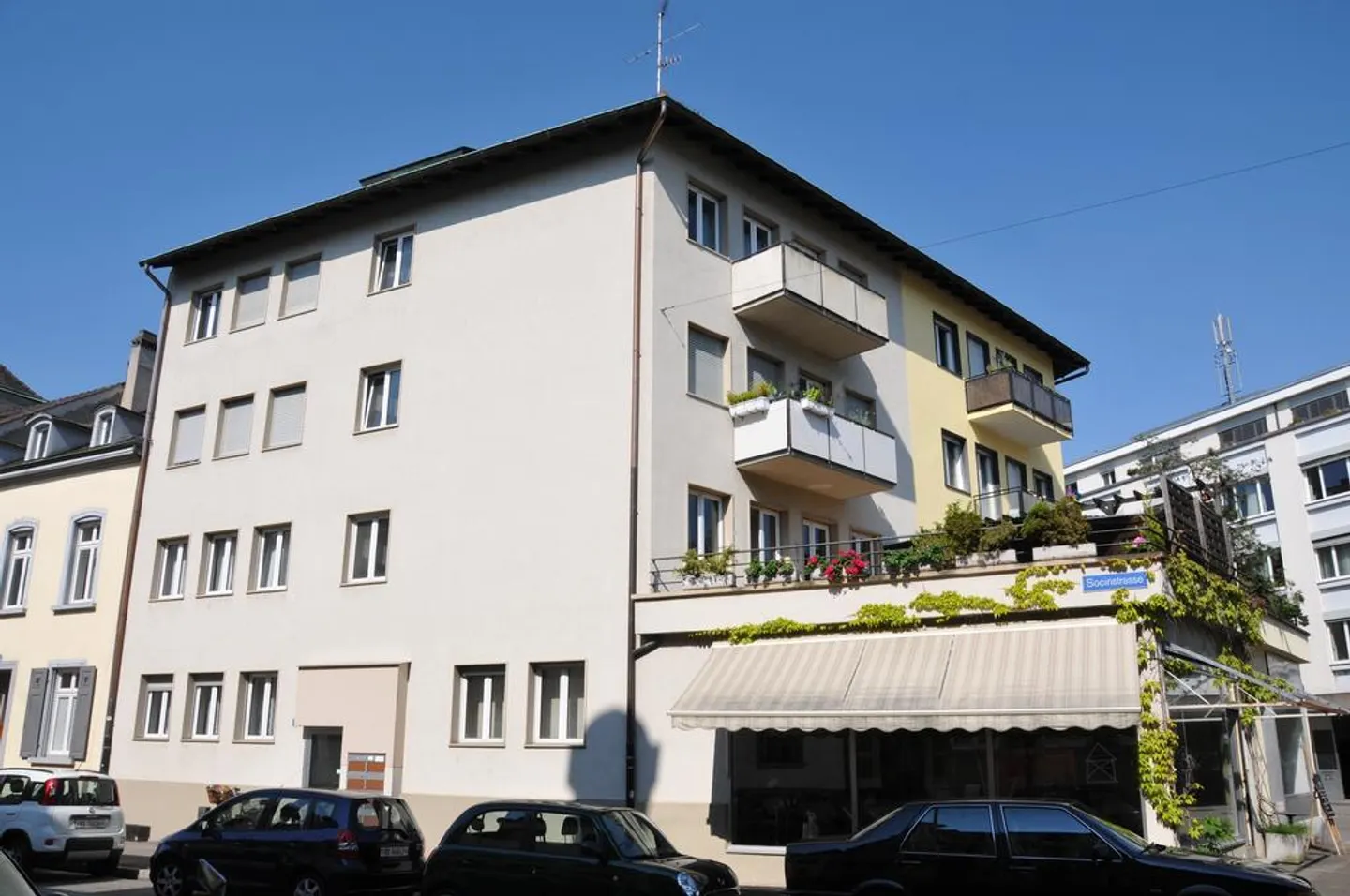 Charmante Wohnung mit Terrasse - Foto 1 von 2