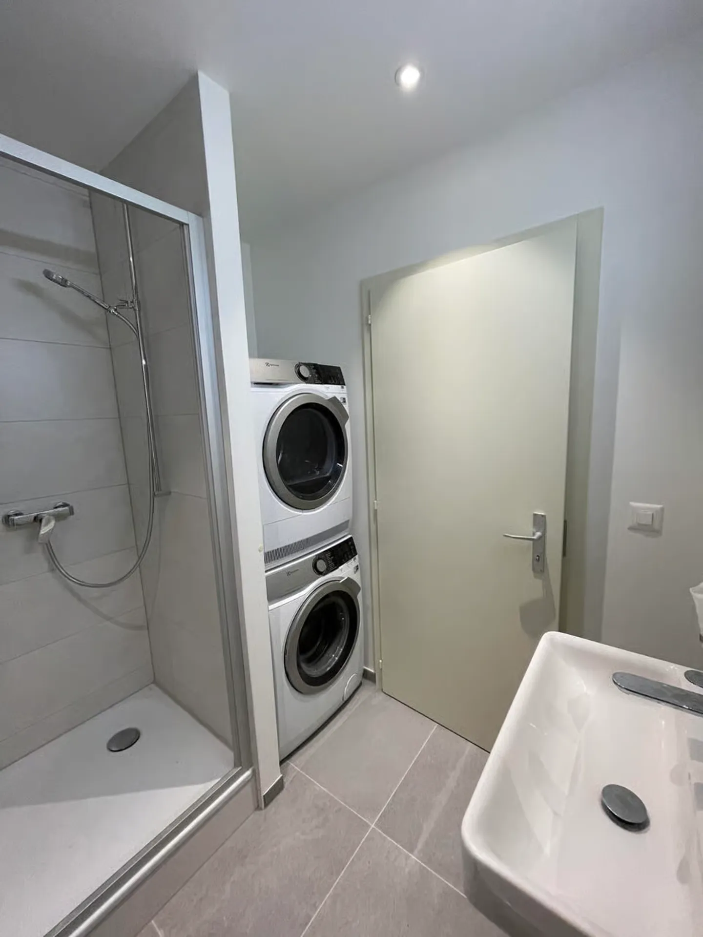 Zu vermieten - Schönes 4,5-Zimmer-Apartment in Fribourg - Foto 7 von 10
