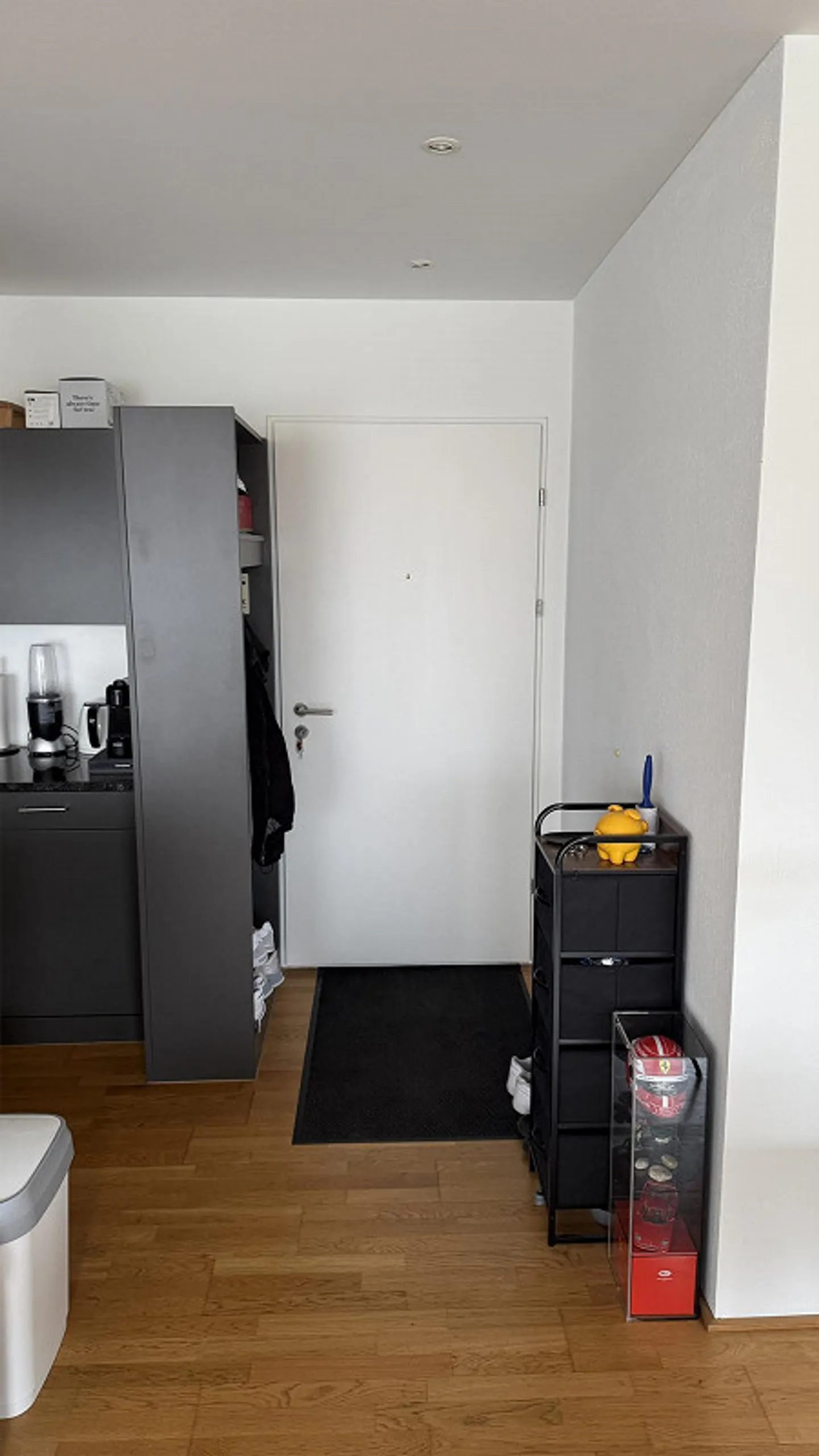 Modernes Apartment mit Balkon - Foto 3 von 11