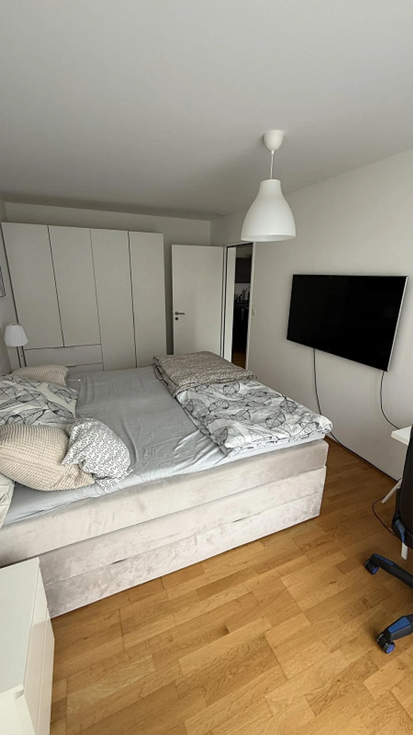 Modernes Apartment mit Balkon - Foto 9 von 11