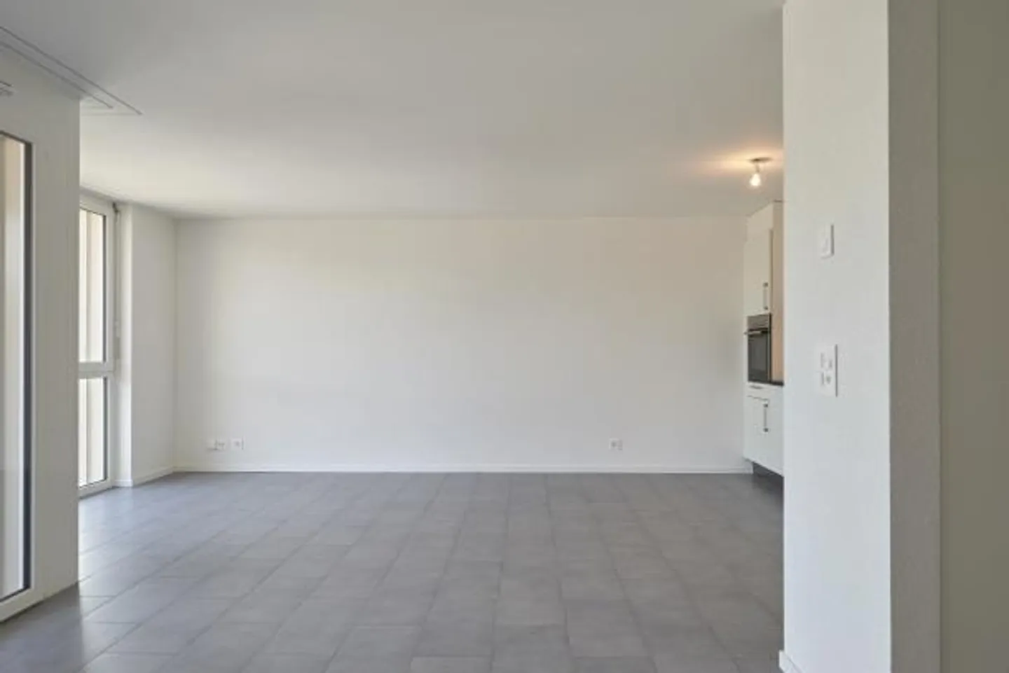 Charmante Wohnung Nahe Annehmlichkeiten - Foto 2 von 6