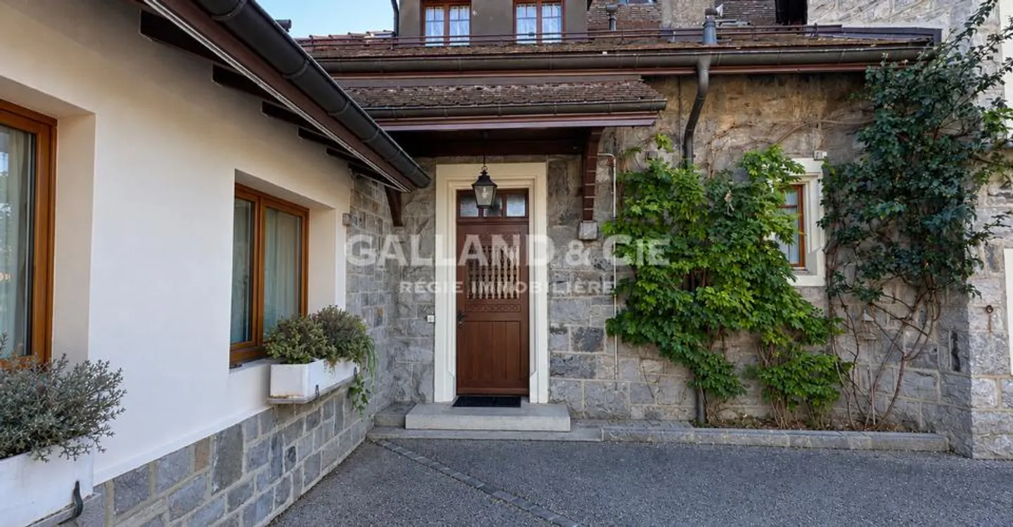 Splendid 6.5 rooms with terrace and garden - Photo 12 of 13