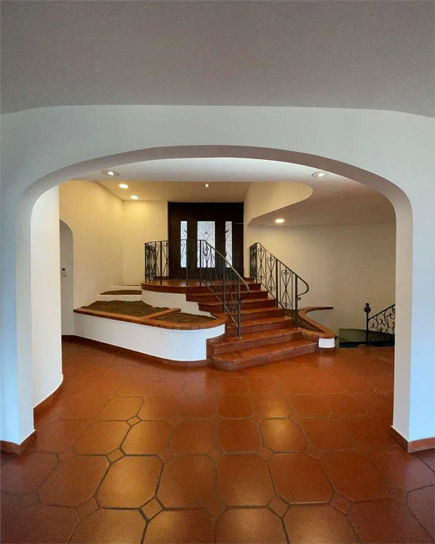 Exklusive Villa mit Wellnessbereich - Foto 5 von 13