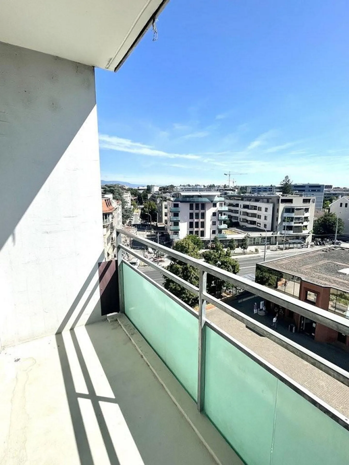 Appartement Moderne Près de l'Aéroport - Photo 10 sur 10