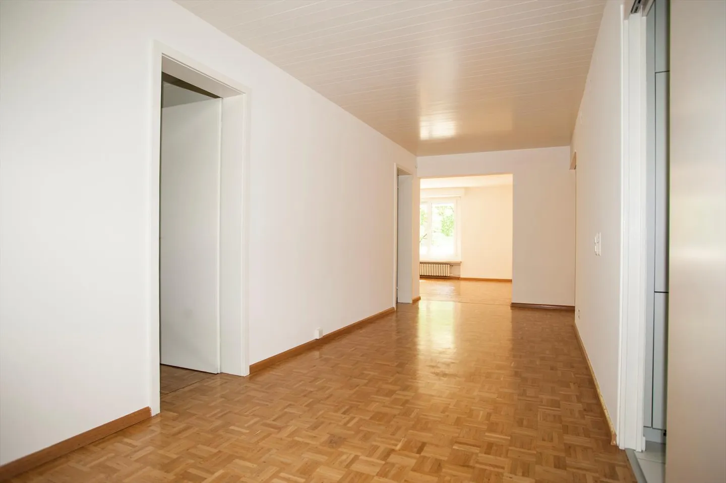 4.5 Room Apartment - Photo 2 of 8