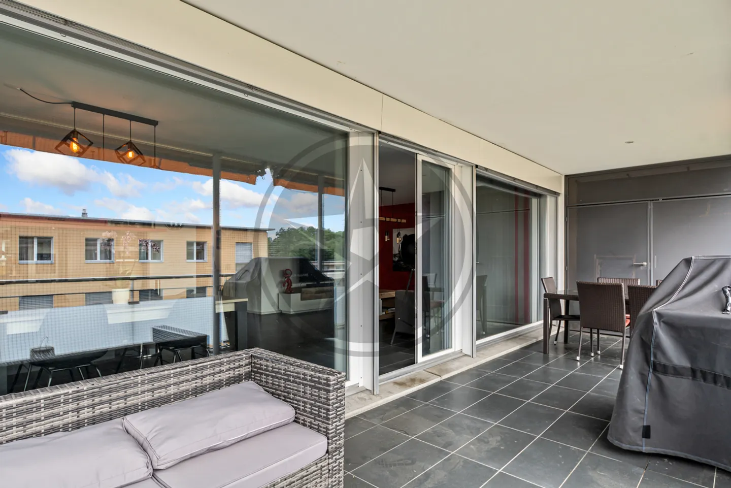 Incantevole appartamento di 4,5 stanze con grande balcone - Foto 12 di 13