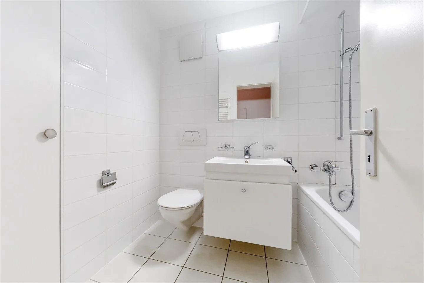 4.5 Room Apartment - Photo 8 of 8