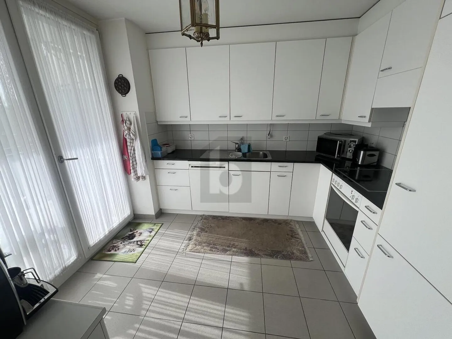 Modernes Apartment mit Terrasse - Foto 4 von 6