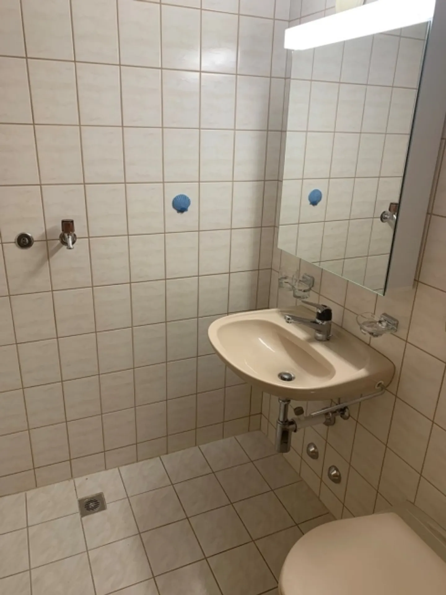 Ottimo appartamento mansardato con galleria in una posizione tranquilla da affittare - Foto 11 di 12