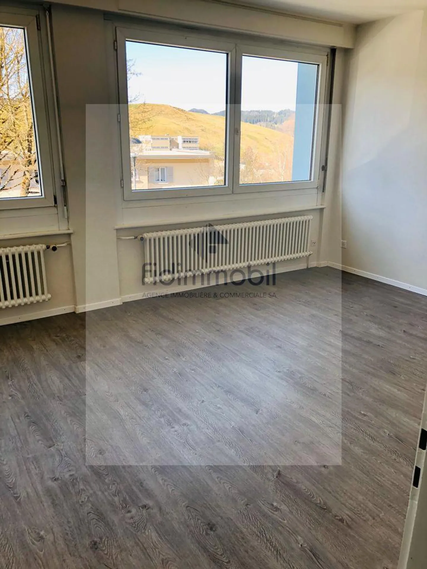 À louer, 2 pièces, Primevères 2a, Le Locle - Photo 2 sur 5
