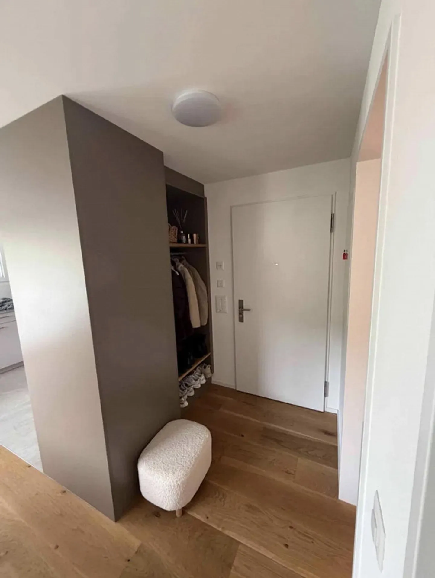 Appartamento nuovo di 2,5 locali con vista montagna a Hinwil - Foto 6 di 11