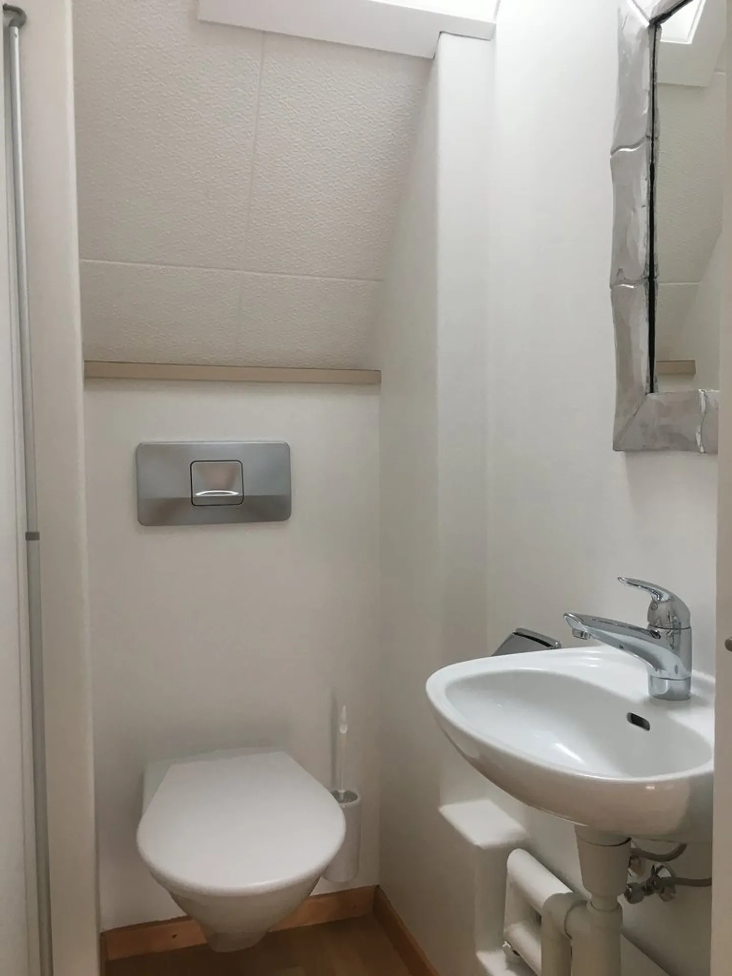 Appartement sous les combles 4.0 pièces avec caractère - Photo 5 sur 8