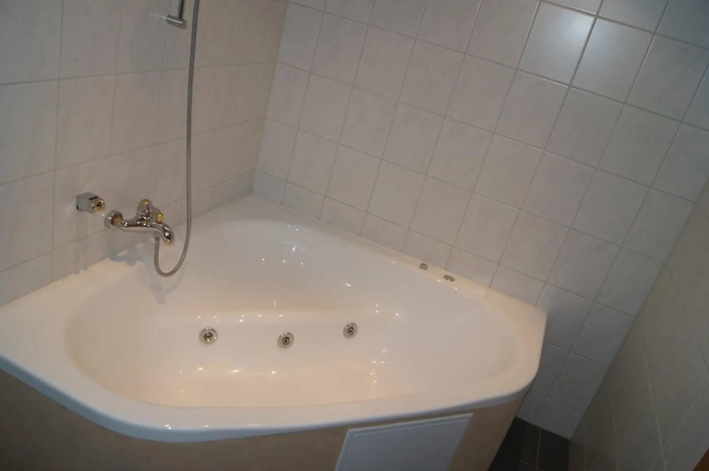 Charming Cottage in Zollikofen - Photo 6 of 9