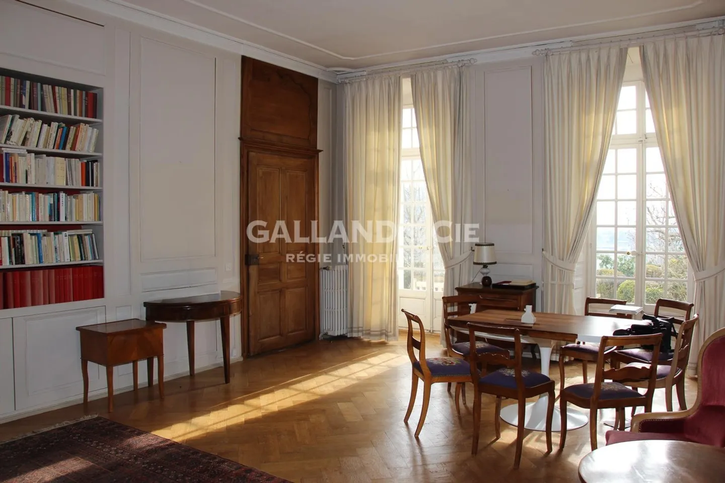 18-Zimmer-Stadthaus zu renovieren - Foto 1 von 18