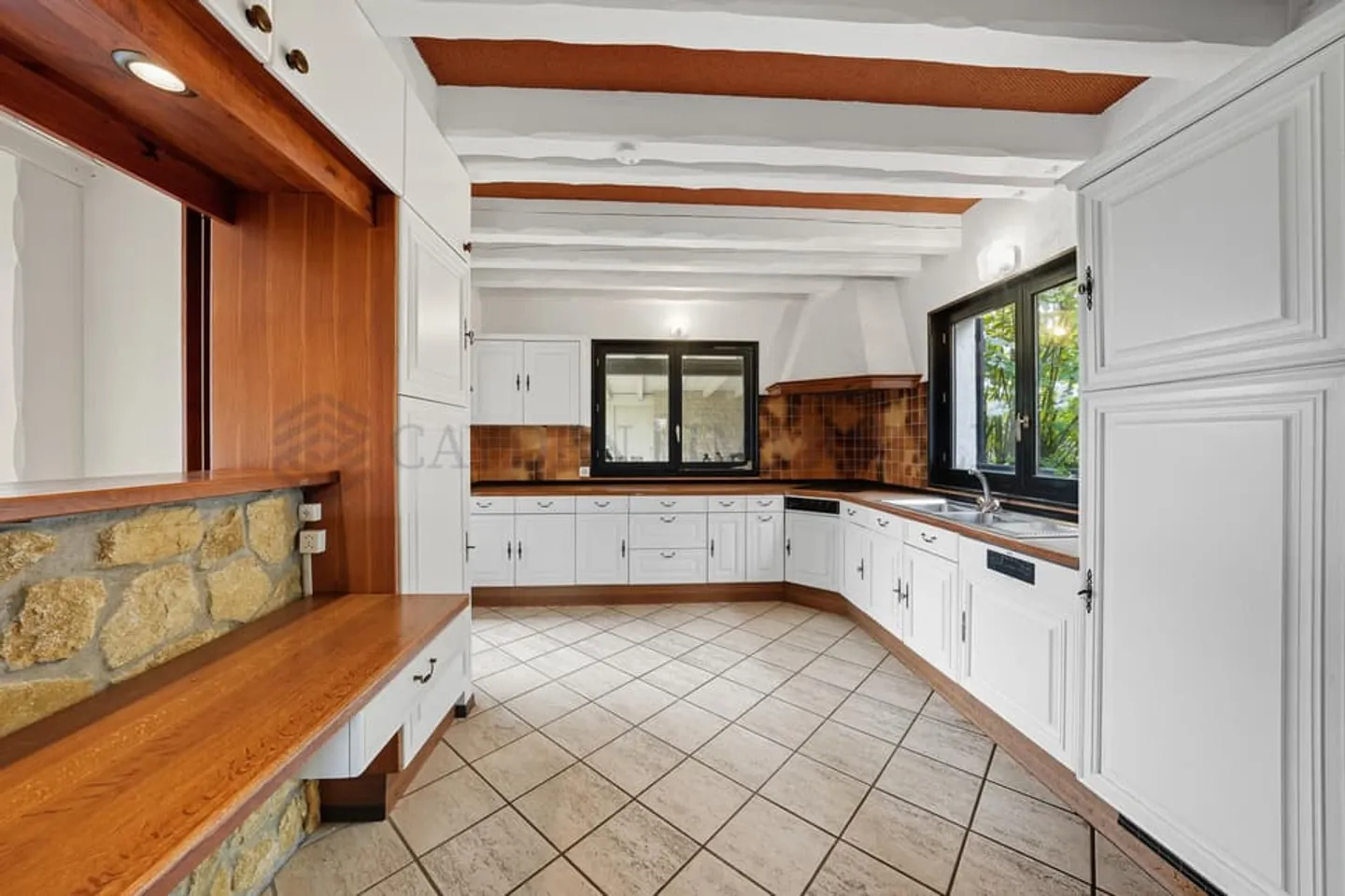 Magnifica villa 7 locali con grande terreno - Foto 3 di 8