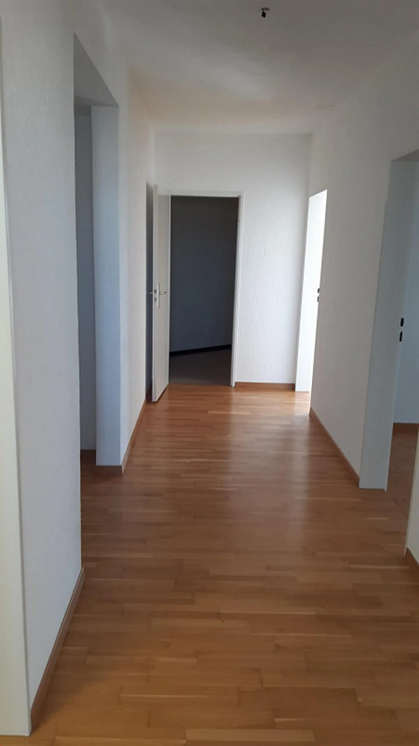 Layout spazioso / Posizione centrale - Foto 6 di 11