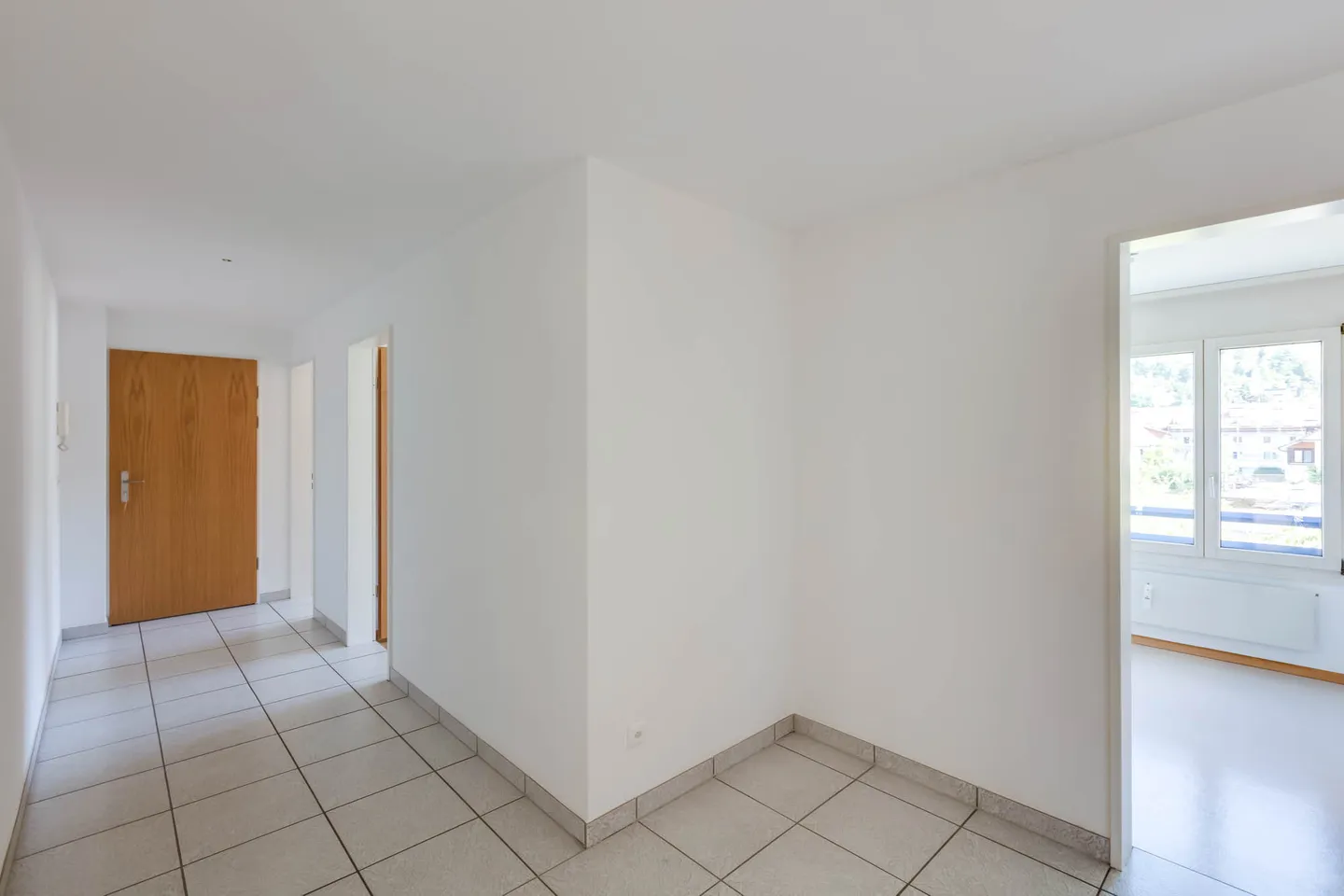 Appartamento in affitto - Foto 2 di 9