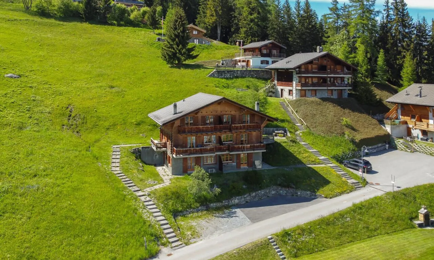 4 Täler - Chalet mit zwei Wohnungen in Bruson am Fuße der Pisten - Foto 3 von 13