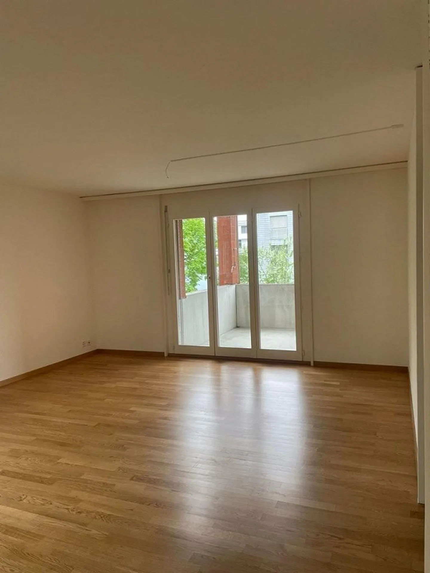 Bel appartement dans un immeuble bien entretenu - Photo 2 sur 4