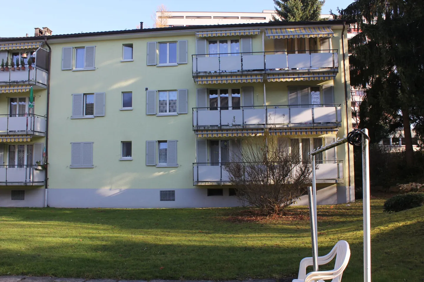 Helle und preisgünstige Wohnung an guter Lage - Foto 2 von 2