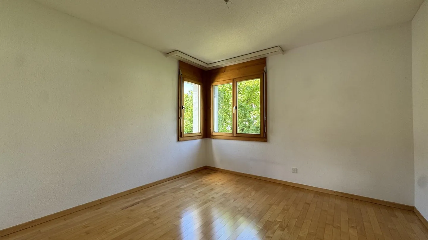 Light-flooded apartment with Alpine panorama - Photo 10 of 11