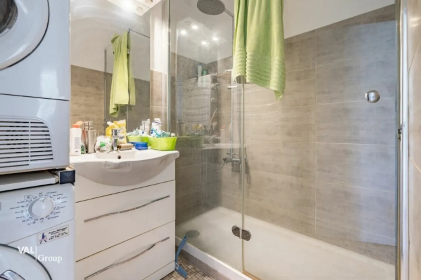 Ideal for investors - renovated 3.5 rooms, rented - Photo 7 of 9