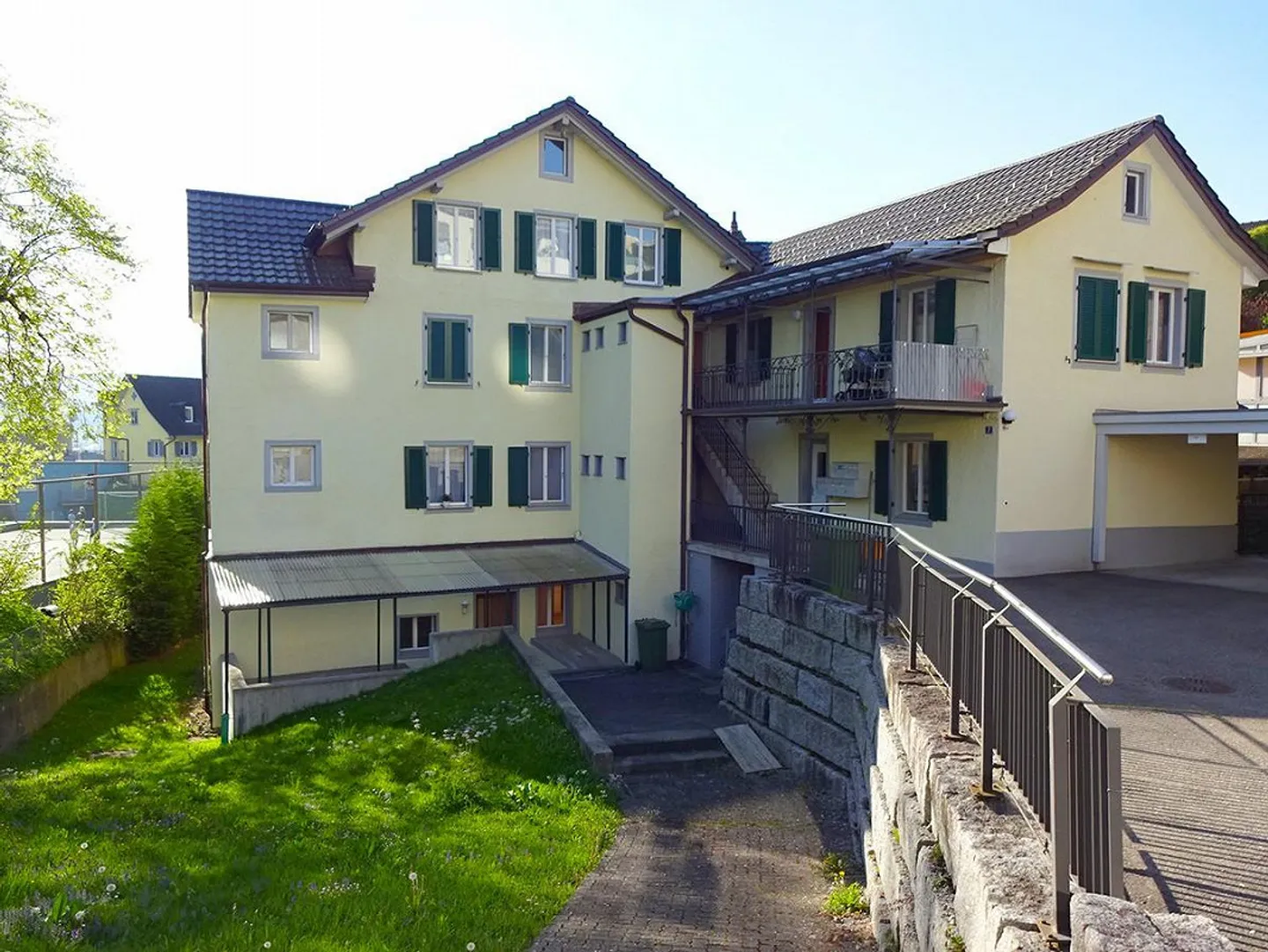 Garden Apartment in Richterswil - Photo 2 of 10