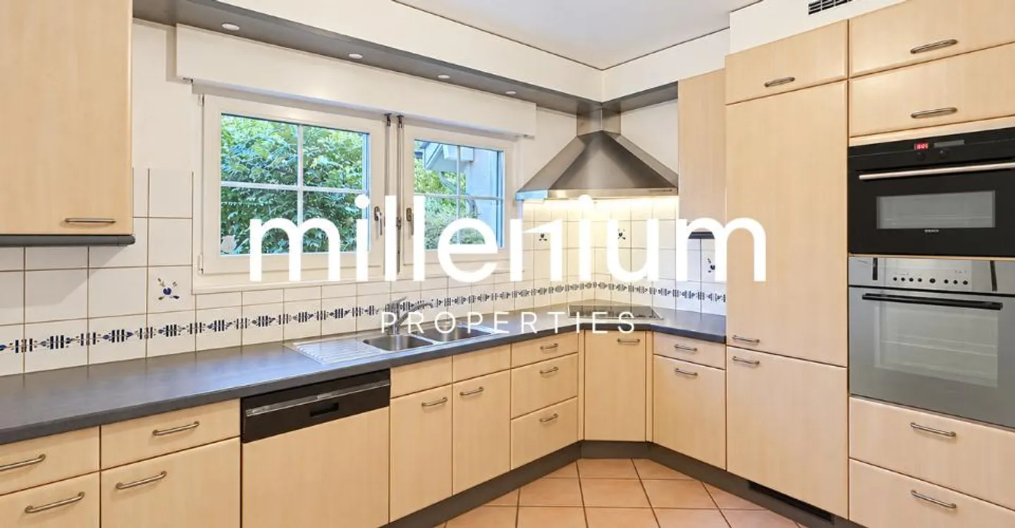 Vandoeuvres - Geräumiges Familienhaus mit 7 Zimmern - Foto 3 von 11