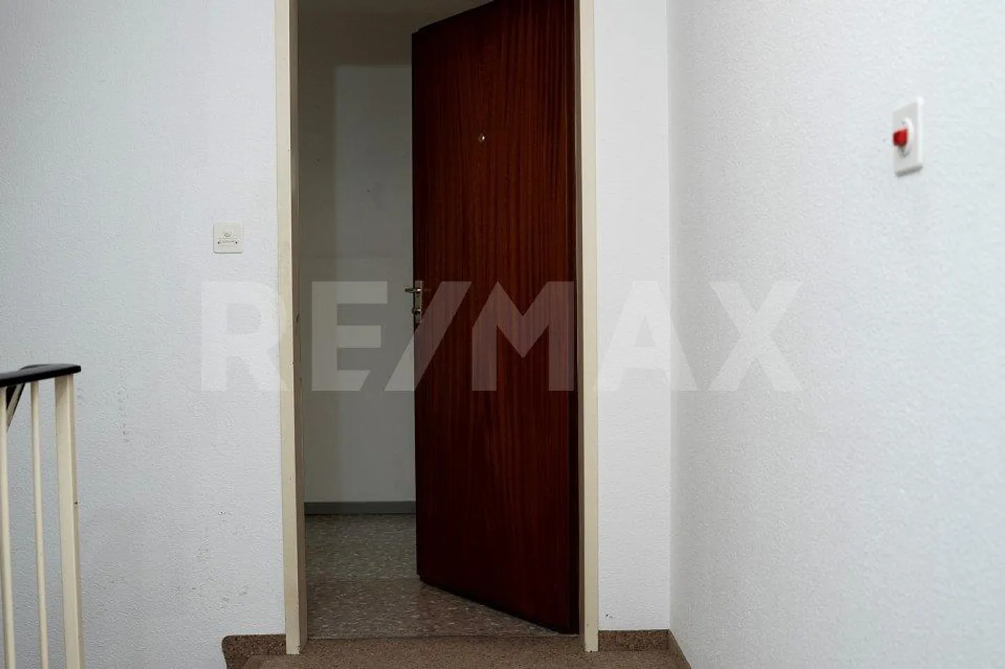 Charming 3.5 Room Apartment in Allschwil - Photo 4 of 13