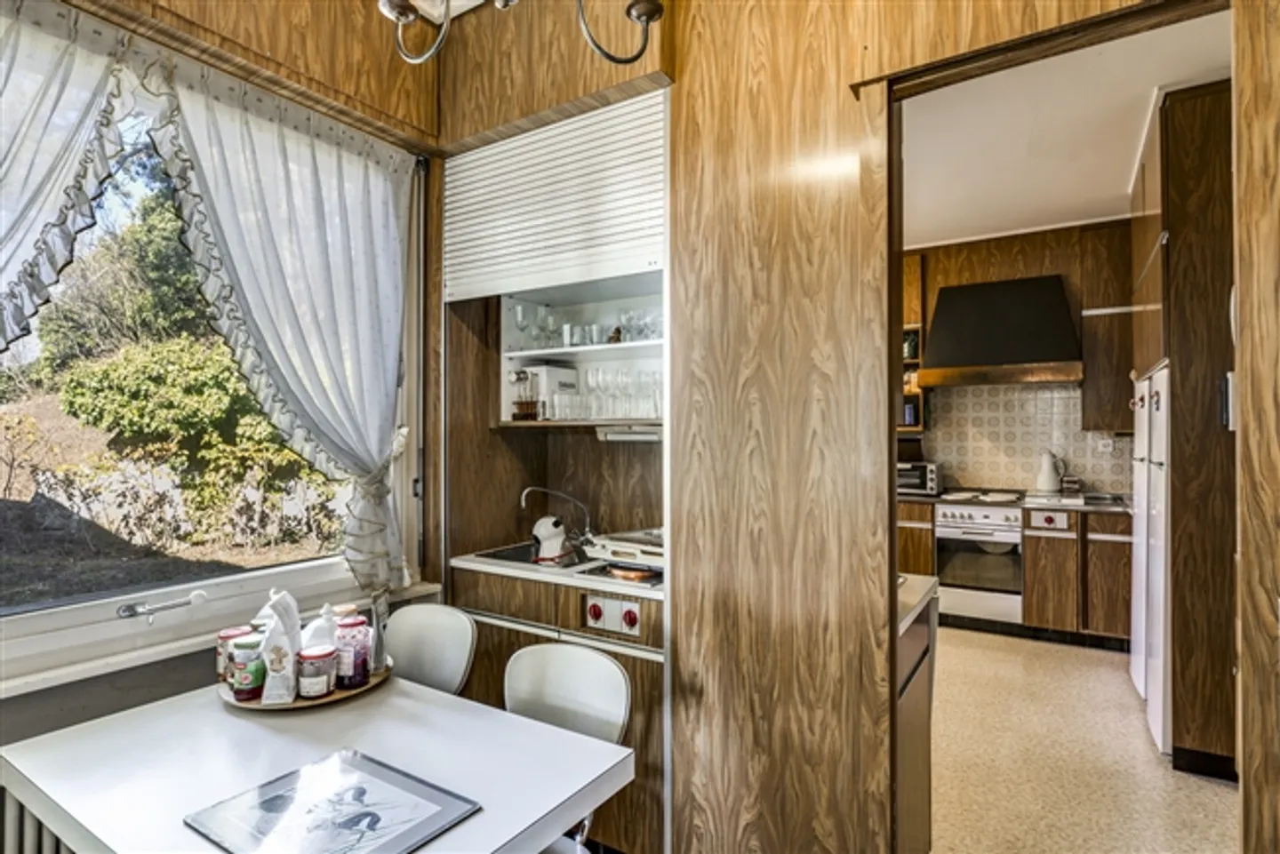 Propriété magnifique hors de vue, vue panoramique sur le lac - Photo 9 sur 18