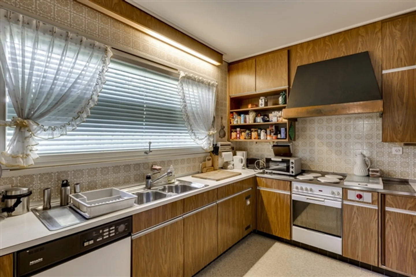 Propriété magnifique hors de vue, vue panoramique sur le lac - Photo 10 sur 18